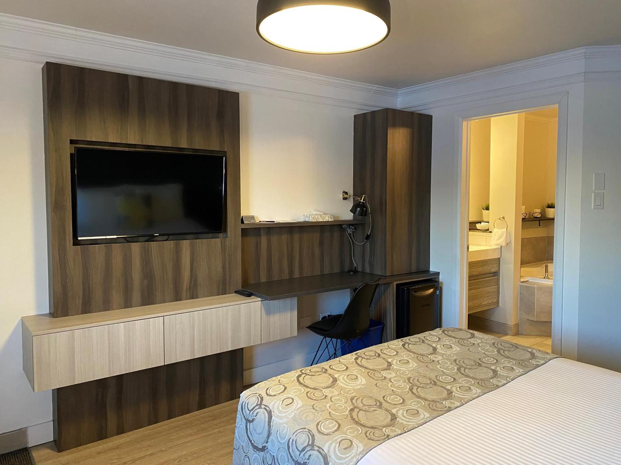 Hotel Centre-Ville Монманьи Экстерьер фото