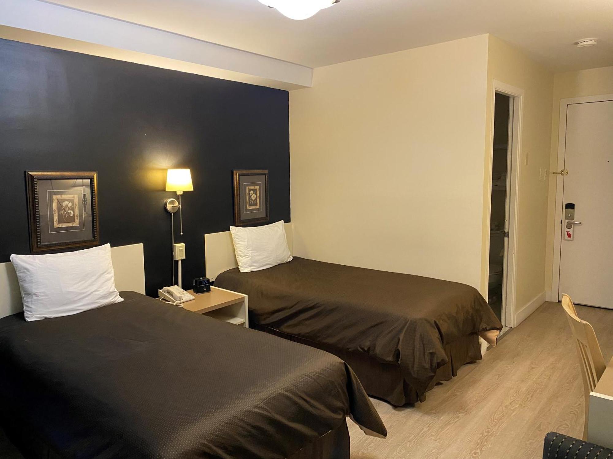 Hotel Centre-Ville Монманьи Экстерьер фото